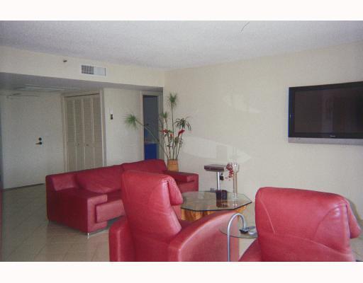 859 Jeffery Street Boca Raton, FL 33487 - Photo 6 of 9 Additional Photo