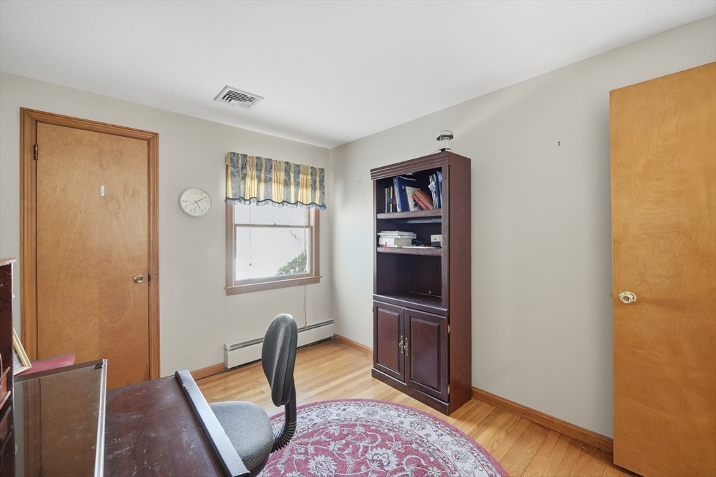 144 River Road Agawam, MA 01001 - Photo 8 of 27