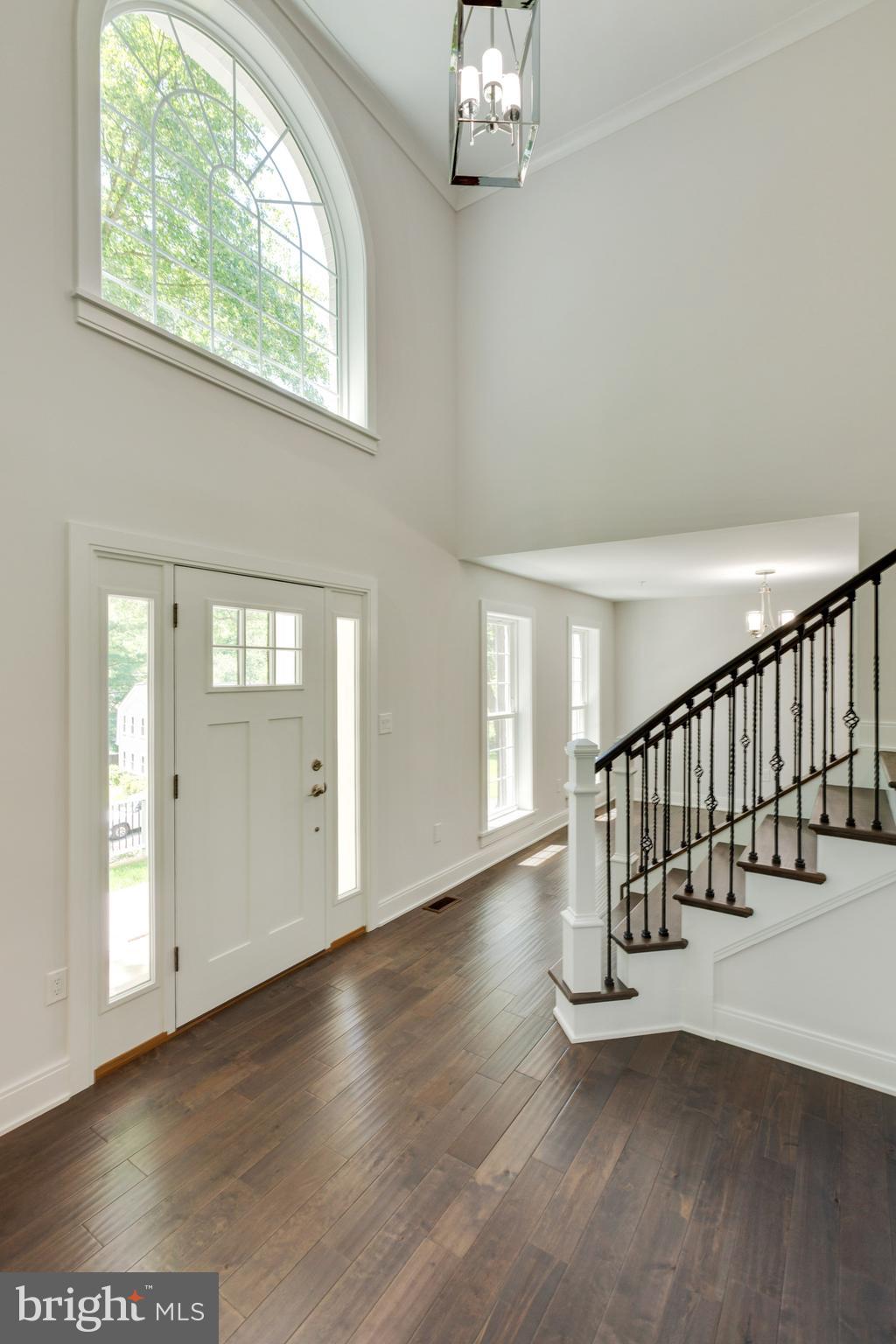 10 Narrows Court Silver Spring, MD 20906 - Photo 4 of 46 Gallery Image 4