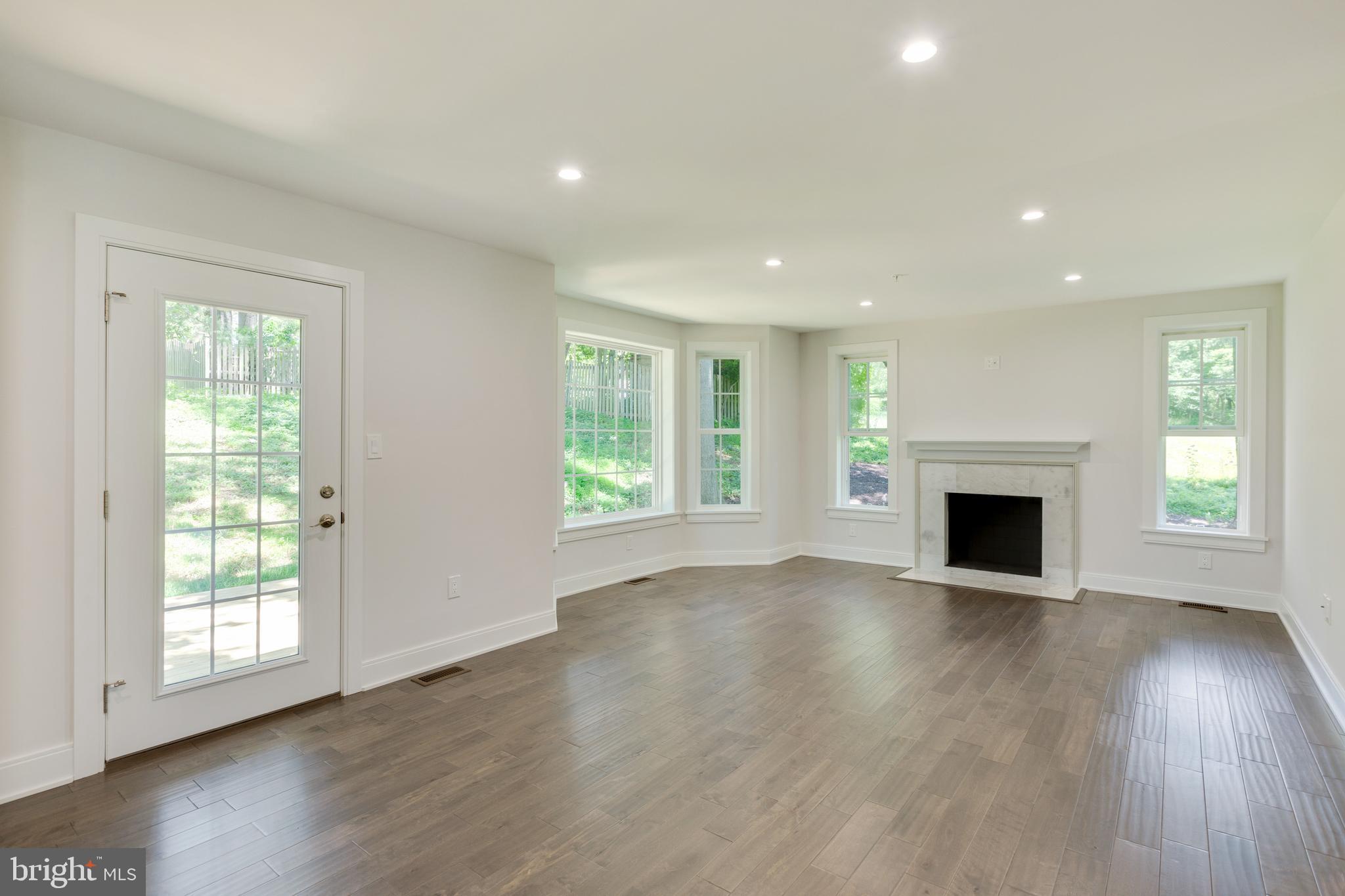 10 Narrows Court Silver Spring, MD 20906 - Photo 9 of 46 Gallery Image 9
