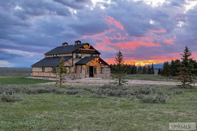 $1,295,000 | 3774 Century Drive, Island Park, ID 83429