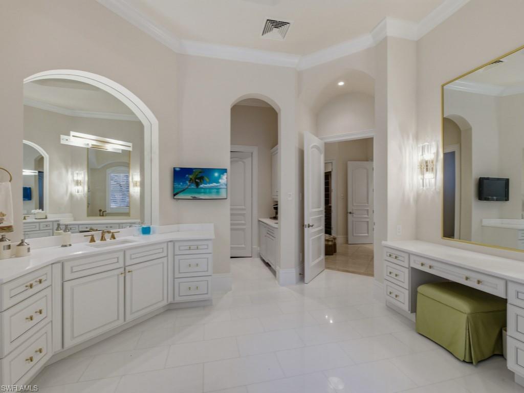 29115 Teramo Way Naples, FL 34110 - Photo 21 of 49 Primary Bathroom