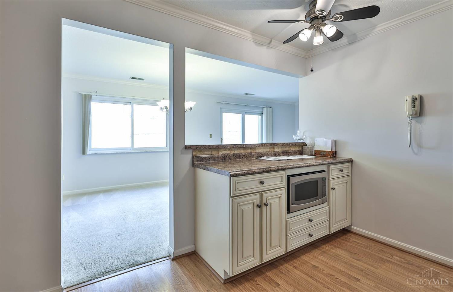 5654 Bridgetown Road, Unit 25 Cincinnati, OH 45248 - Photo 31 of 35 Gallery Image 31
