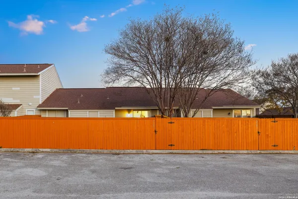 $140,000 | 9140 Timber Path, Unit 2502, San Antonio, TX 78250