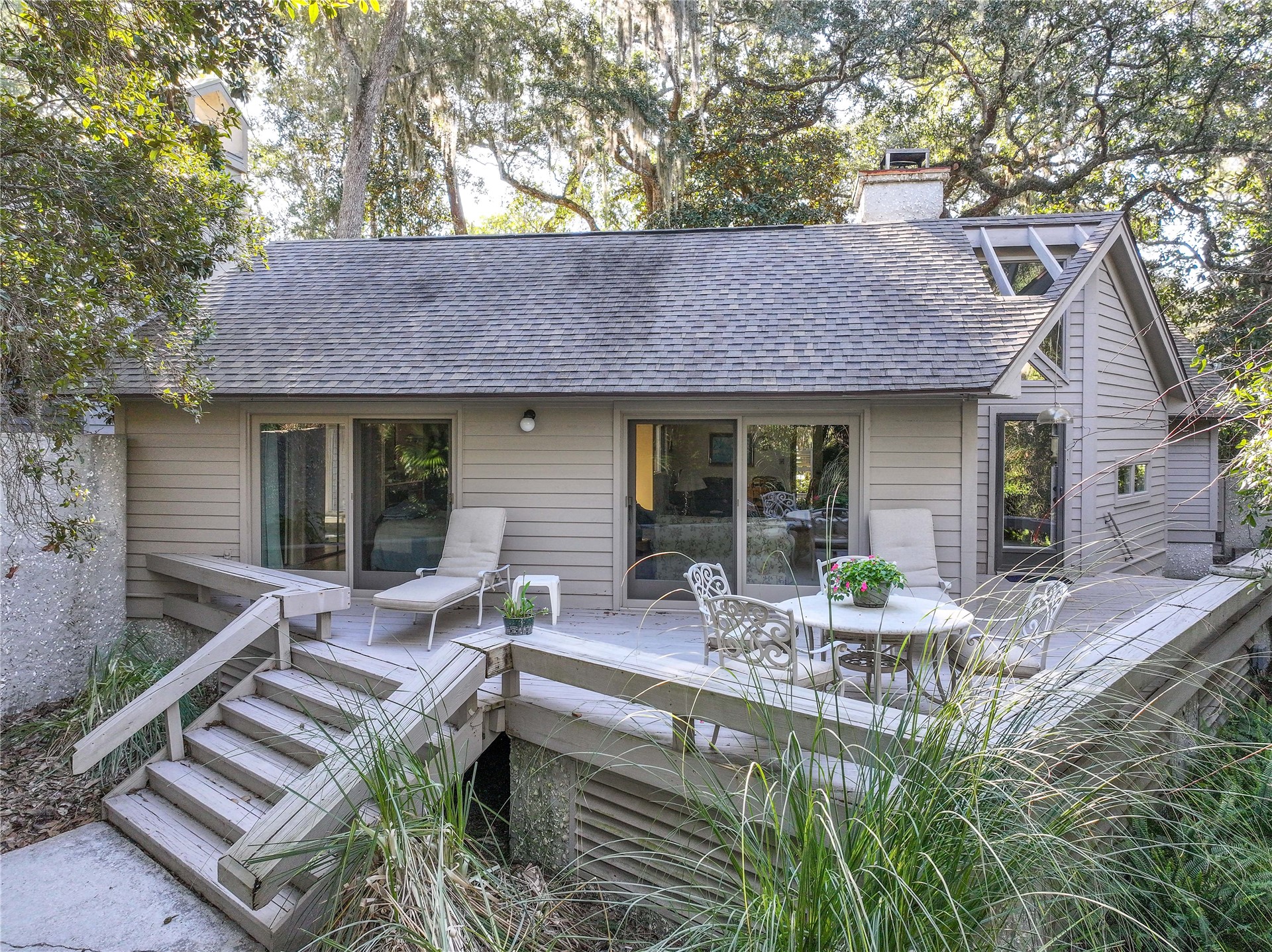 59 Laurel Oak Road Fernandina Beach, FL 32034 - Photo 29 of 54 a house view with sitting space and garden space