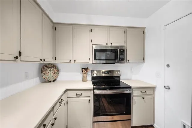 $375,000 | 122 Dunmow Drive, Summerville, SC 29485