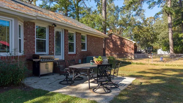 $375,000 | 122 Dunmow Drive, Summerville, SC 29485