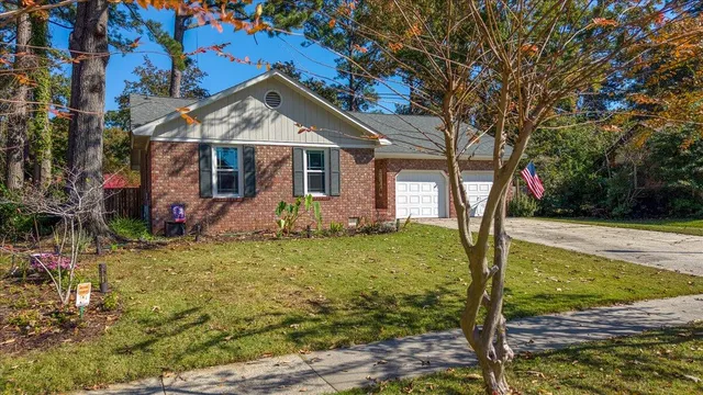 $375,000 | 122 Dunmow Drive, Summerville, SC 29485
