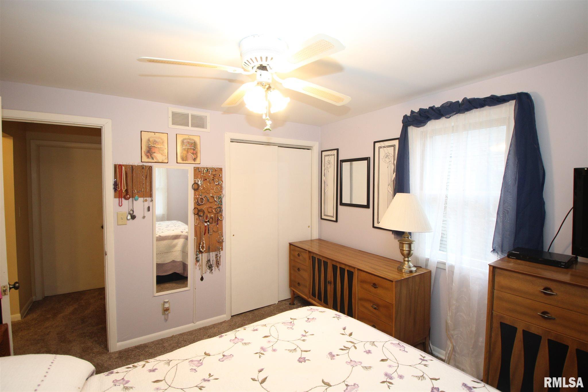501 Devonshire Road Washington, IL 61571 - Photo 16 of 31 Gallery Image 16