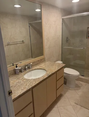 $3,500 | 1880 South Ocean Drive, Unit 308, Hallandale Beach, FL 33009