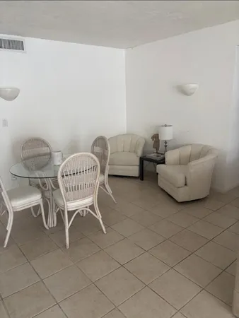 $3,500 | 1880 South Ocean Drive, Unit 308, Hallandale Beach, FL 33009