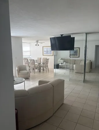$3,500 | 1880 South Ocean Drive, Unit 308, Hallandale Beach, FL 33009