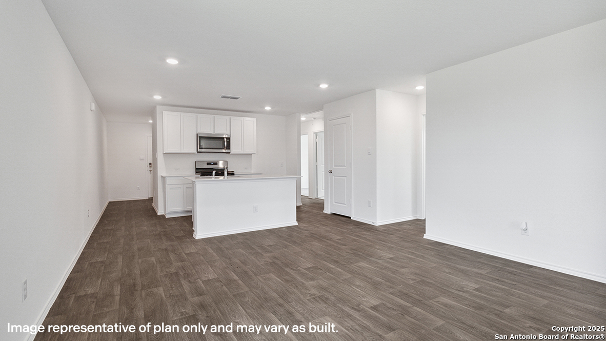 1019 Cholula Road San Antonio, TX 78221 - Photo 5 of 37