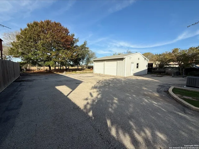 $1,500 | 159 Star, Pipe Creek, TX 78063