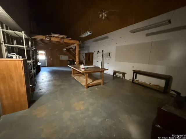 $1,500 | 159 Star, Pipe Creek, TX 78063