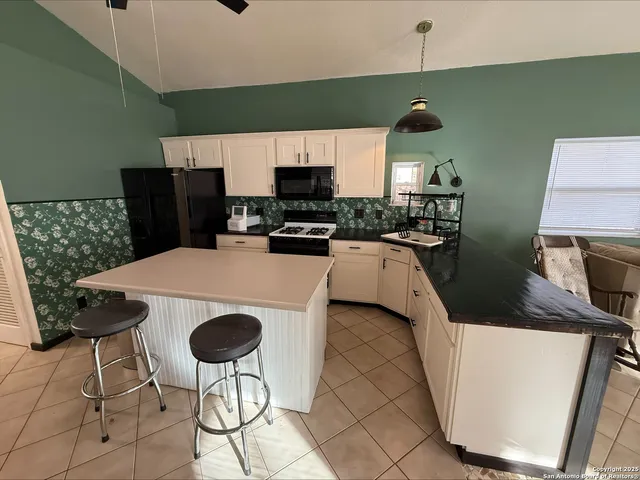 $1,500 | 159 Star, Pipe Creek, TX 78063