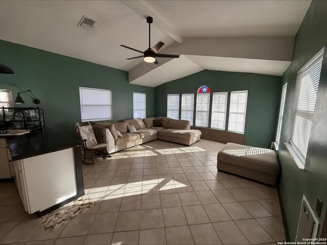 $1,500 | 159 Star, Pipe Creek, TX 78063