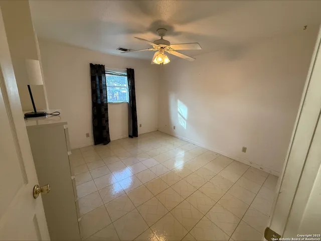 $1,500 | 159 Star, Pipe Creek, TX 78063