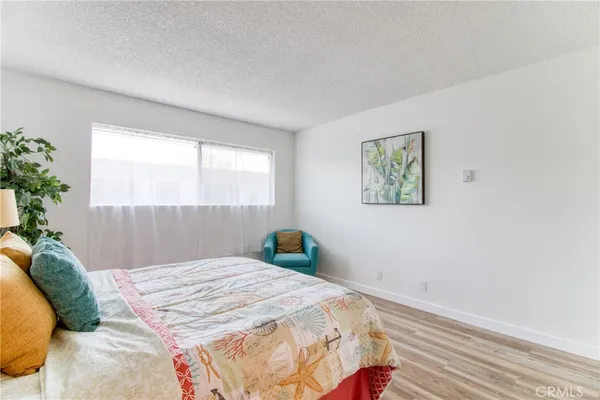 $1,895 | 5500 Ackerfield Avenue, Unit 307, Long Beach, CA 90805