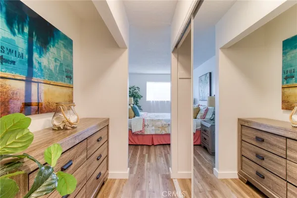$1,895 | 5500 Ackerfield Avenue, Unit 307, Long Beach, CA 90805