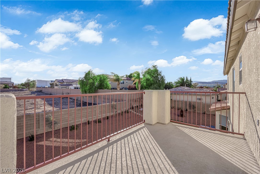 7511 Shadow Estates Way Las Vegas, NV 89113 - Photo 17 of 94