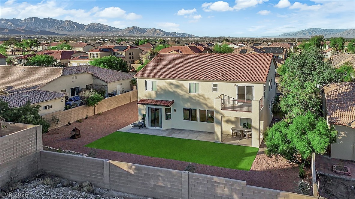7511 Shadow Estates Way Las Vegas, NV 89113 - Photo 27 of 94