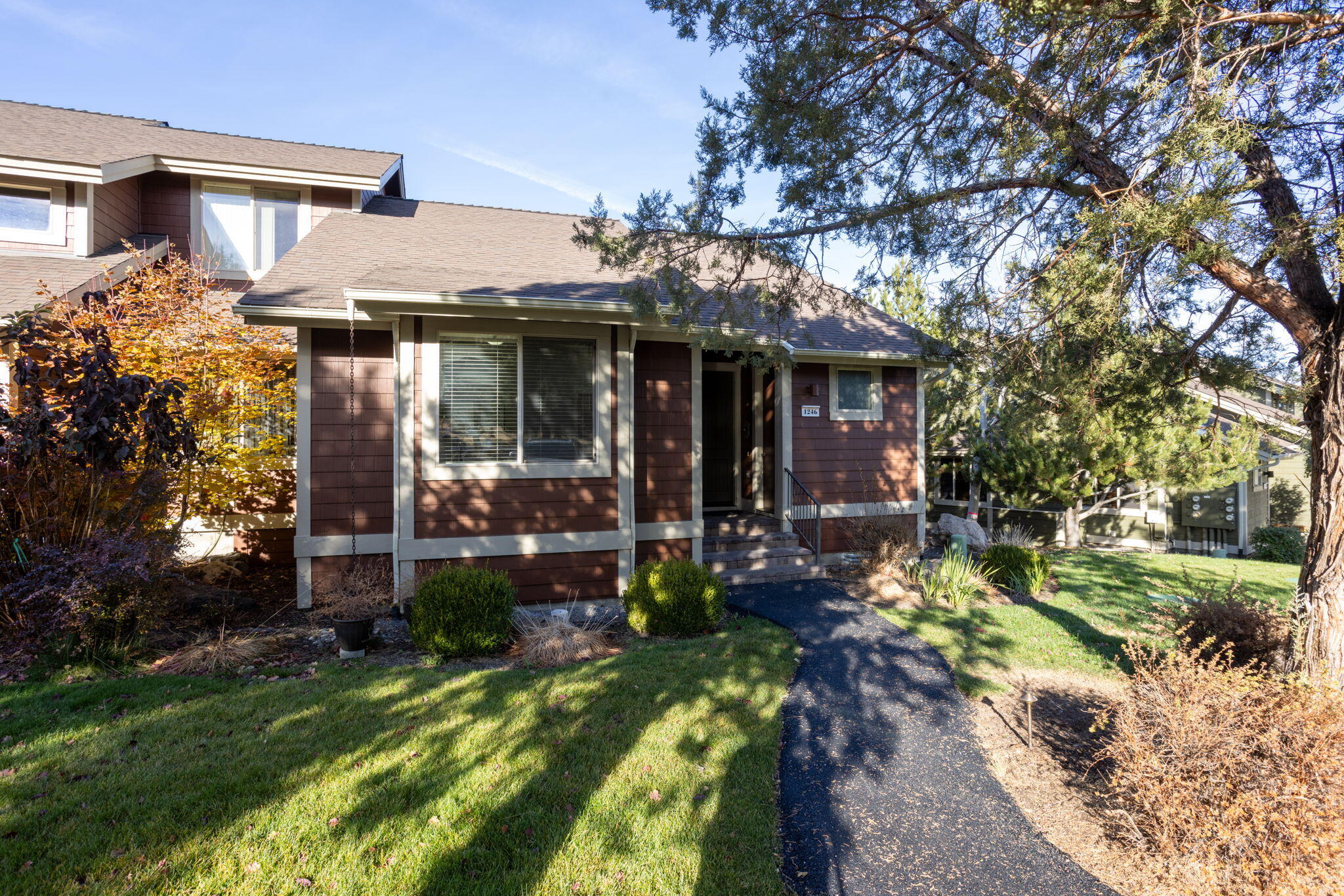 1246 Highland View Loop Redmond, OR 97756 - Photo 1 of 31 36-web-or-mls-1246 Highland View Loop-35