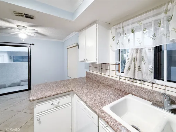 $2,200 | 631 Park Shadow Court, Baldwin Park, CA 91706