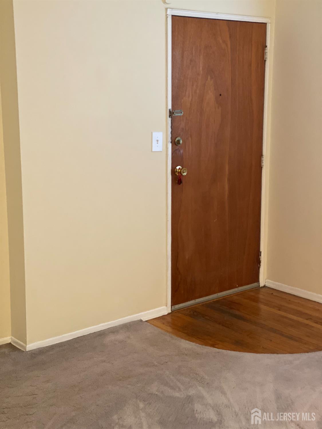 161 Evergreen Road, Unit 13A Edison, NJ 08837 - Photo 2 of 17