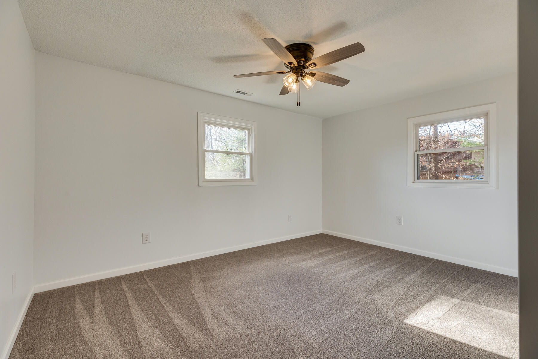 4016 Old Jonesborough Road Jonesborough, TN 37659 - Photo 22 of 41 022