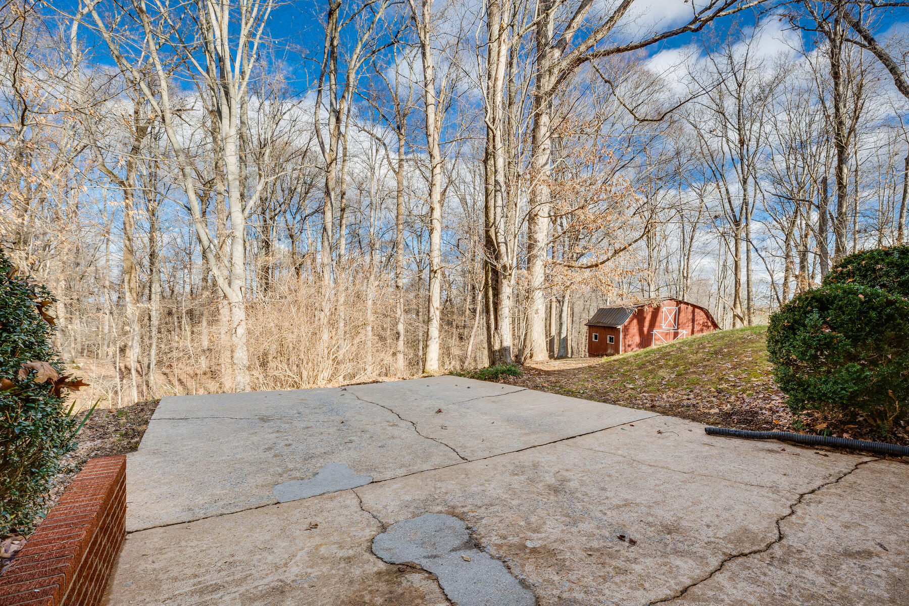 4016 Old Jonesborough Road Jonesborough, TN 37659 - Photo 40 of 41 040