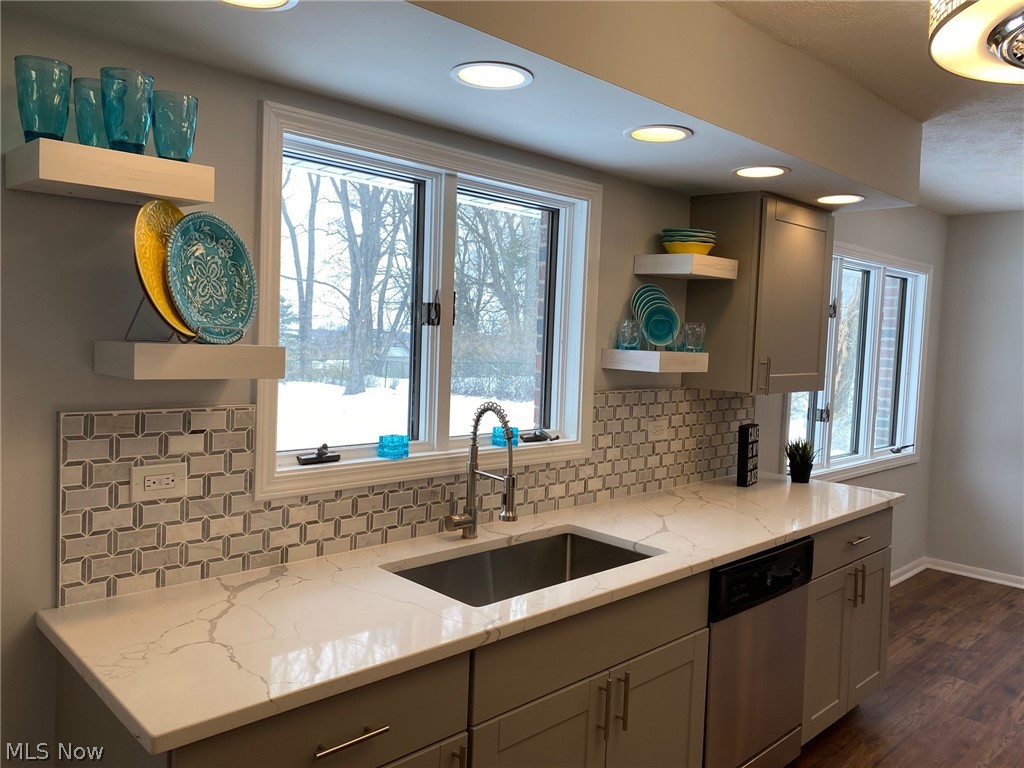 2410 West Sprague Road Cleveland, OH 44134 - Photo 12 of 34
