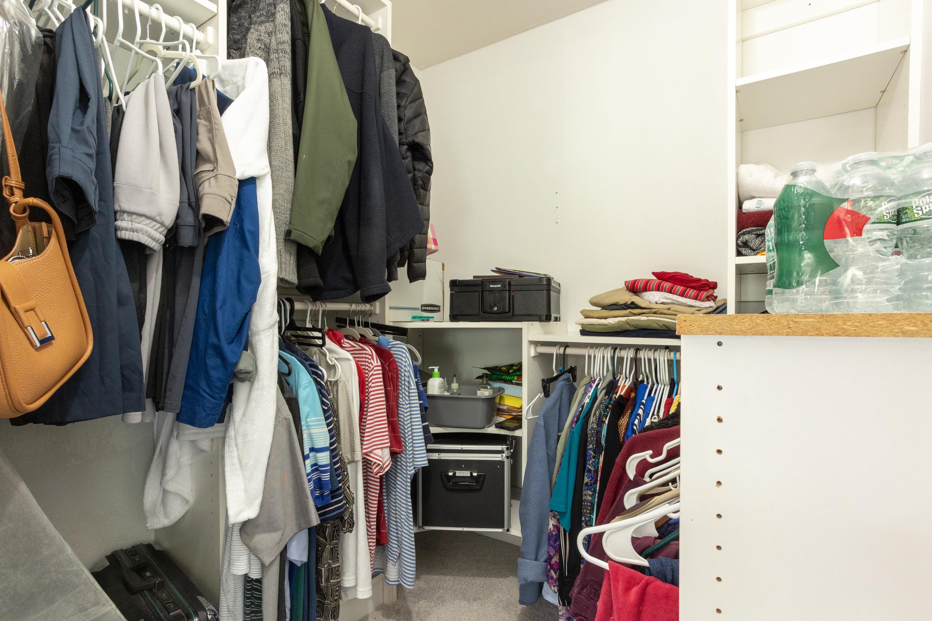 319 Fox Run Road Hudson, NH 03051 - Photo 22 of 58