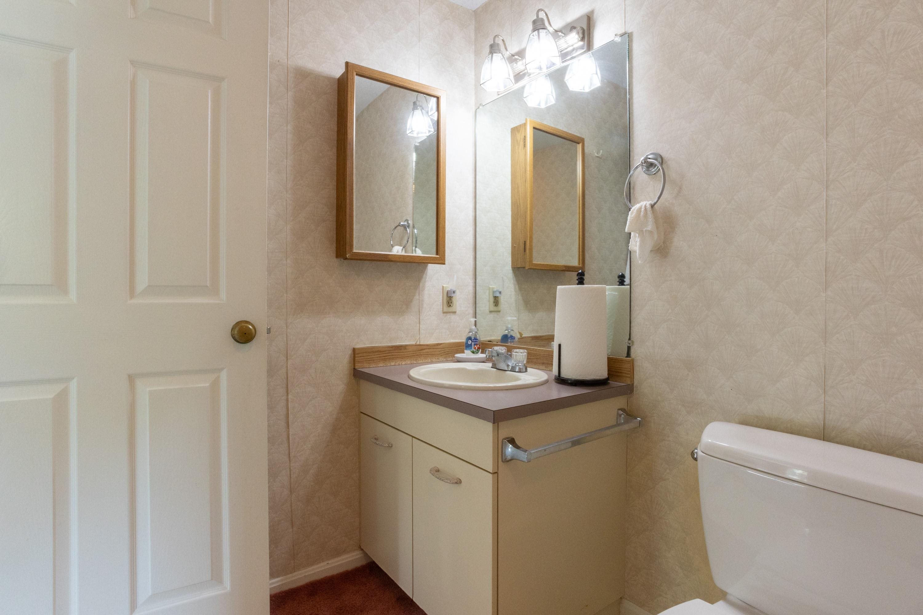 319 Fox Run Road Hudson, NH 03051 - Photo 24 of 58