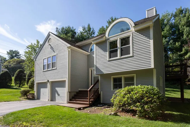 $489,900 | 319 Fox Run Road, Hudson, NH 03051