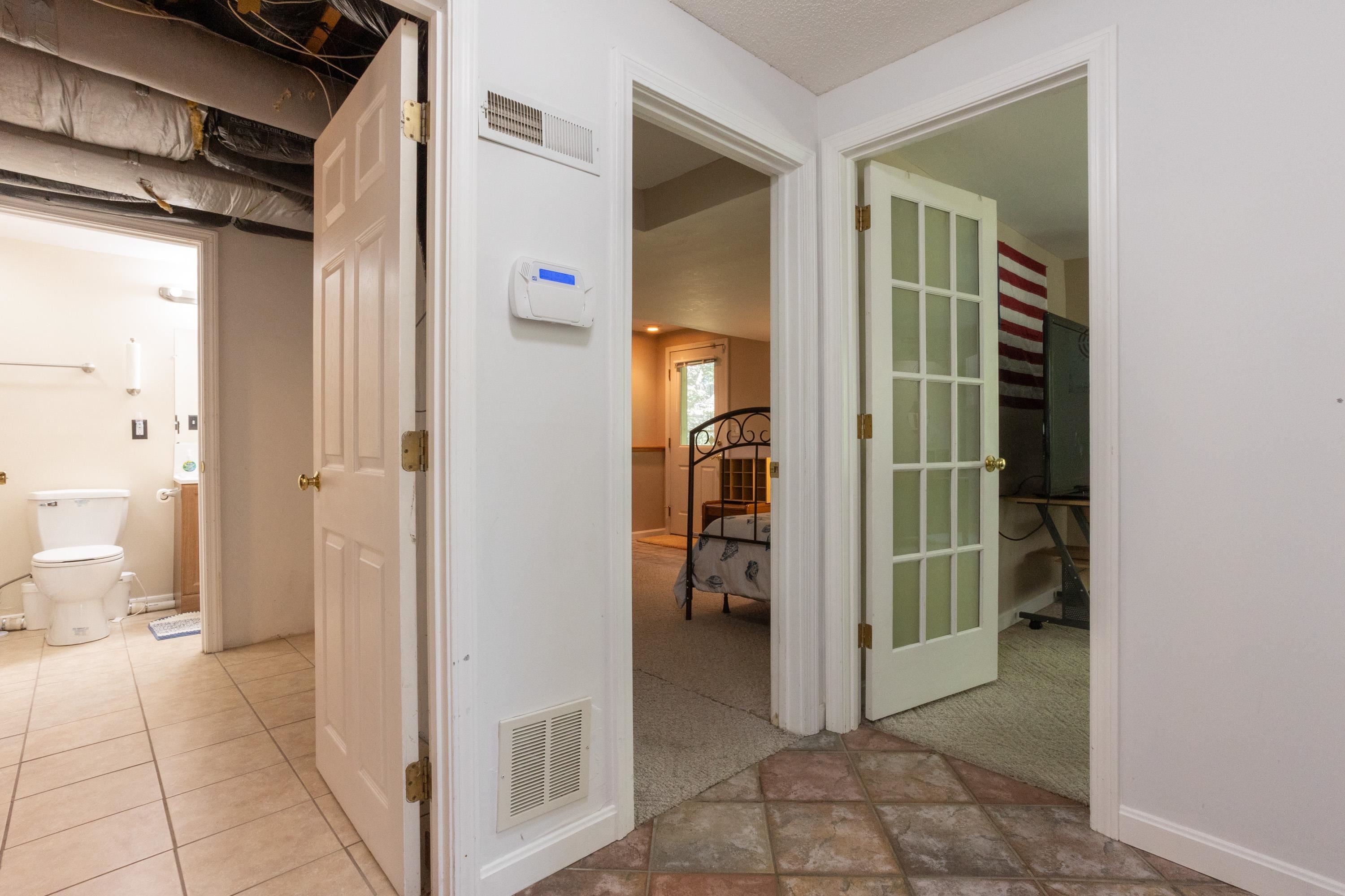 319 Fox Run Road Hudson, NH 03051 - Photo 49 of 58