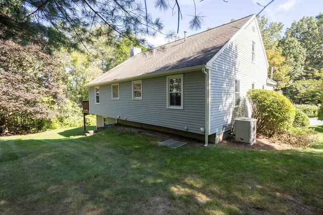 $489,900 | 319 Fox Run Road, Hudson, NH 03051