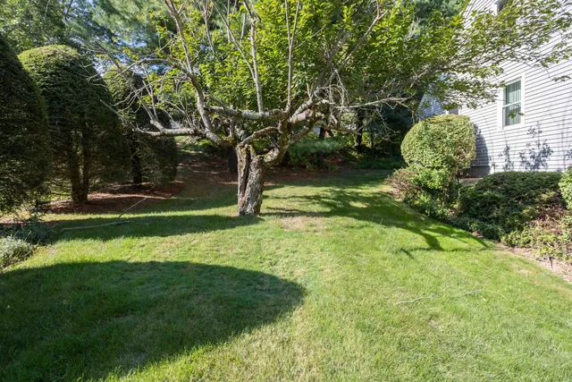 $489,900 | 319 Fox Run Road, Hudson, NH 03051