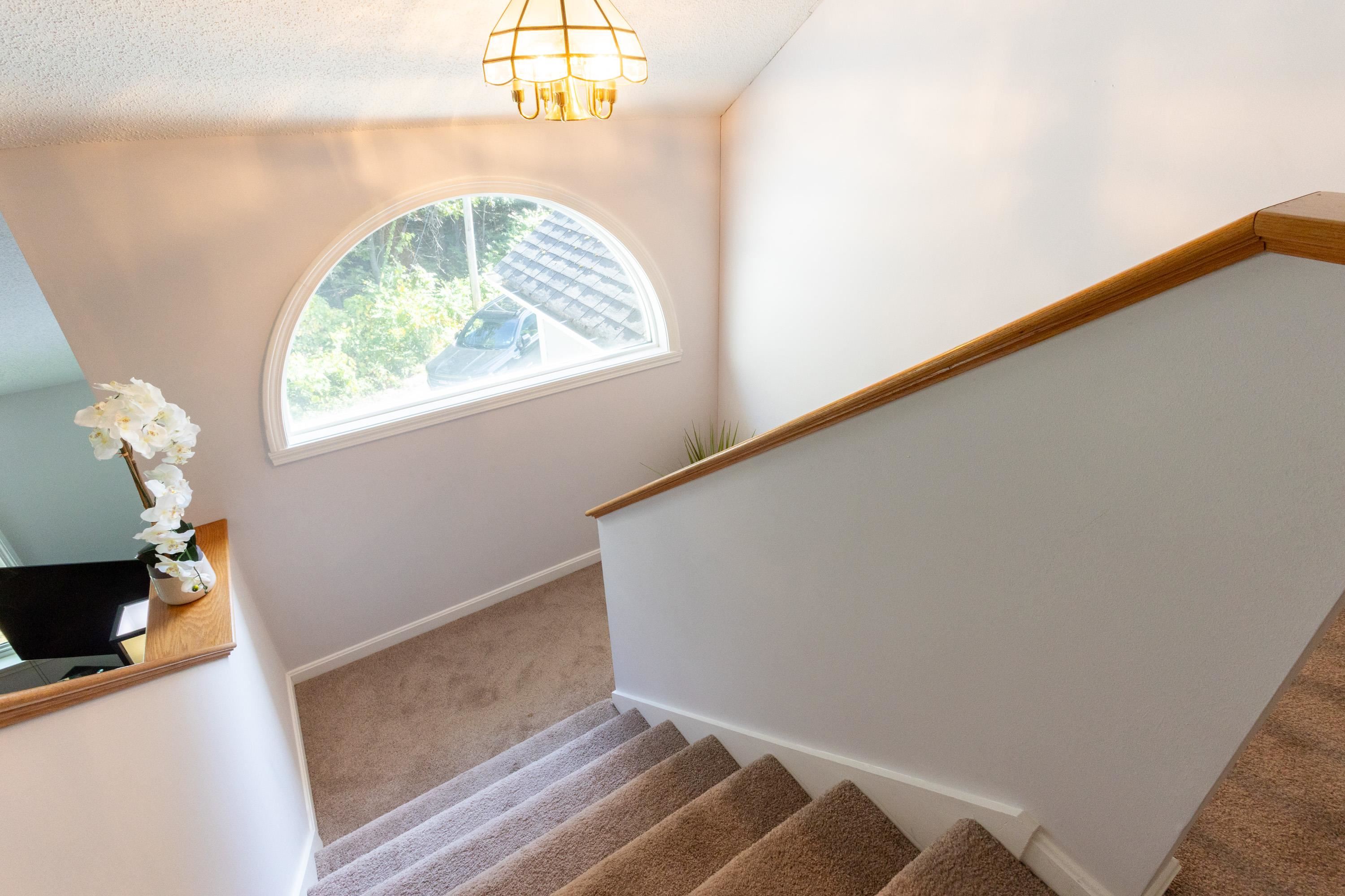 319 Fox Run Road Hudson, NH 03051 - Photo 10 of 58