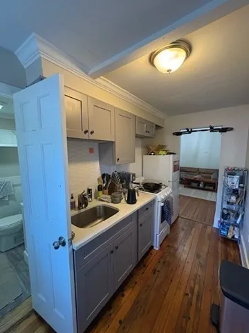 $1,800 | 58 Bridge Street, Unit 1M, Salem, MA 01970