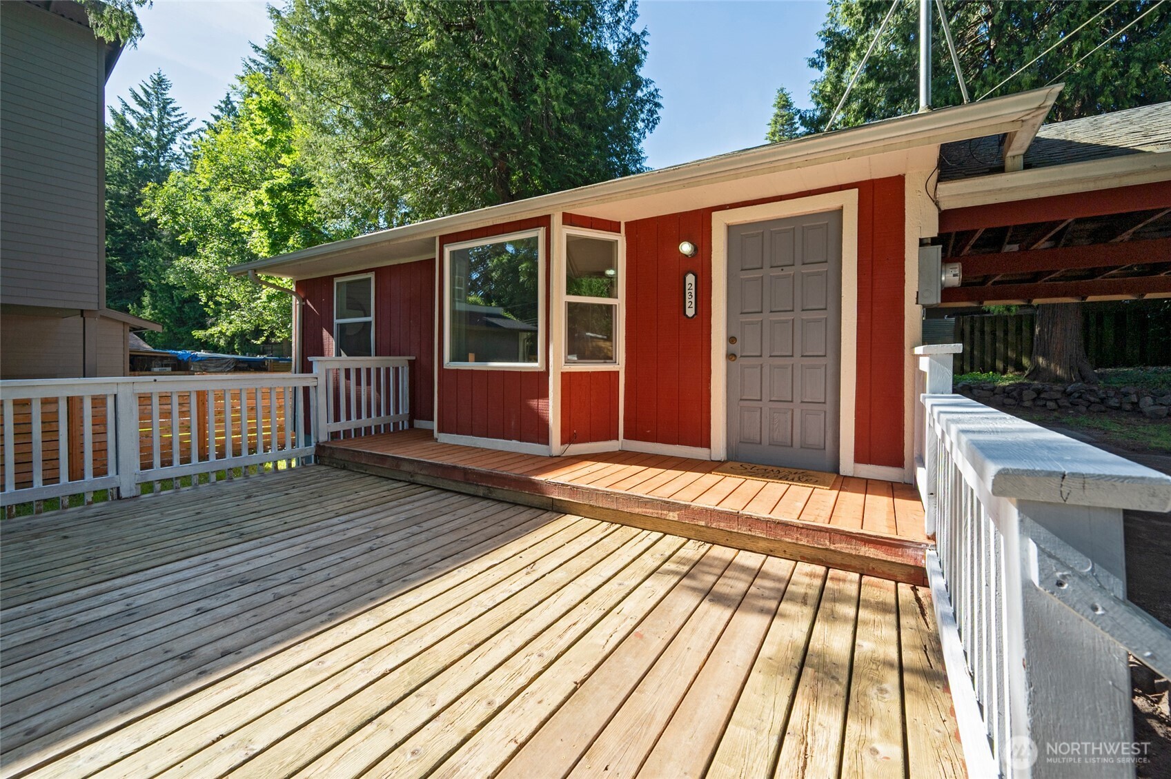 232 Southwest 116th Street Seattle, WA 98146 - Photo 3 of 27 Gallery Image 3
