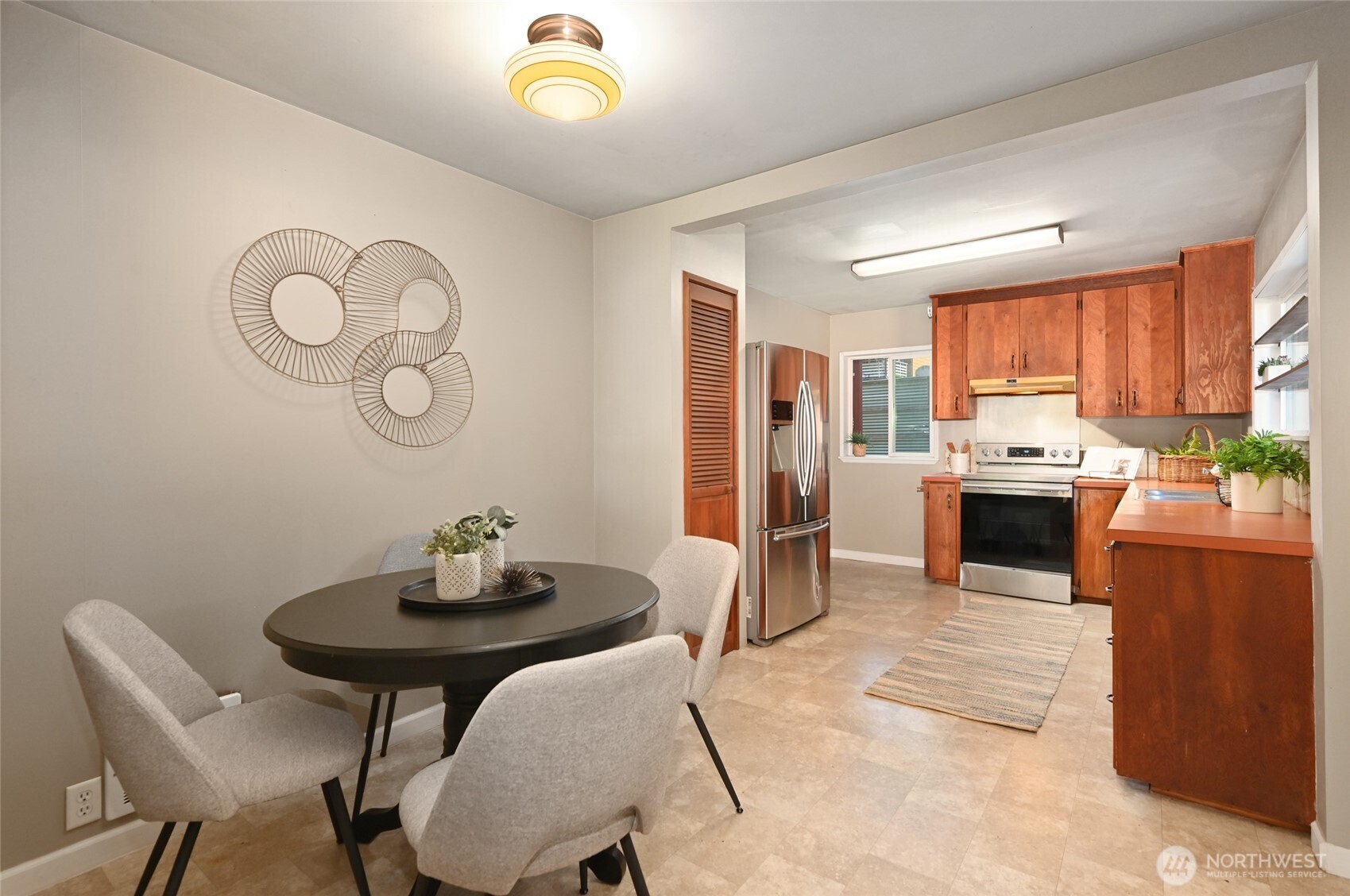 232 Southwest 116th Street Seattle, WA 98146 - Photo 8 of 27 Gallery Image 8