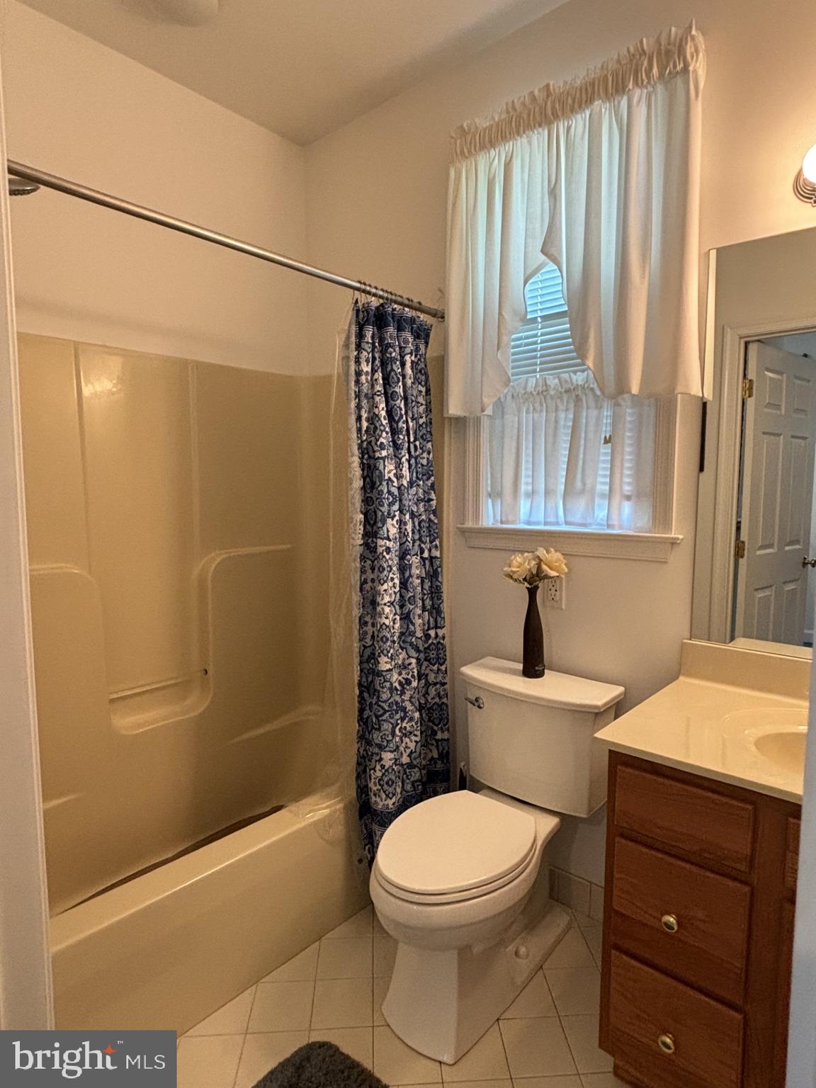 4848 Shepherd Street Brookhaven, PA 19015 - Photo 22 of 41 Hall bath