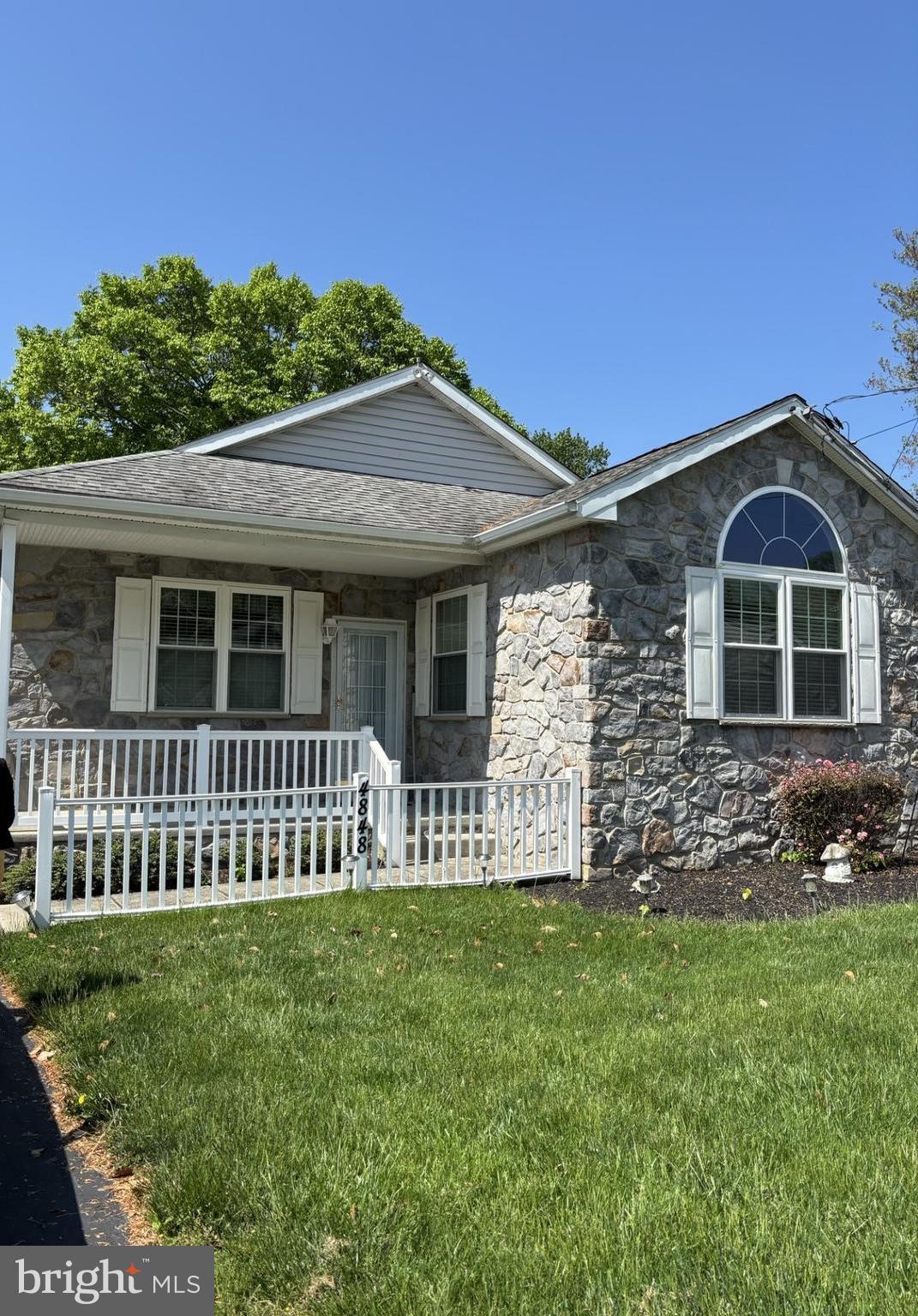 4848 Shepherd Street Brookhaven, PA 19015 - Photo 41 of 41 closeup of front