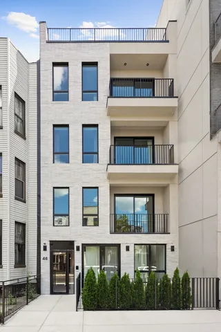 $1,095,000 | 48 Stanhope Street, Unit 1R | Bushwick