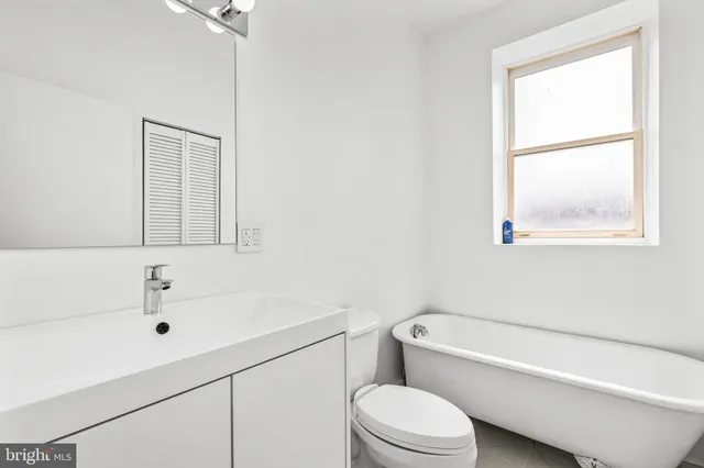 $659,900 | 115 New York Avenue Northwest, Unit 9, Washington, DC 20001