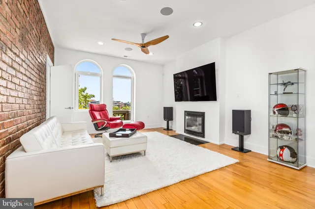 $659,900 | 115 New York Avenue Northwest, Unit 9, Washington, DC 20001