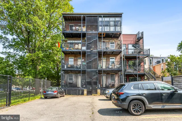 $659,900 | 115 New York Avenue Northwest, Unit 9, Washington, DC 20001