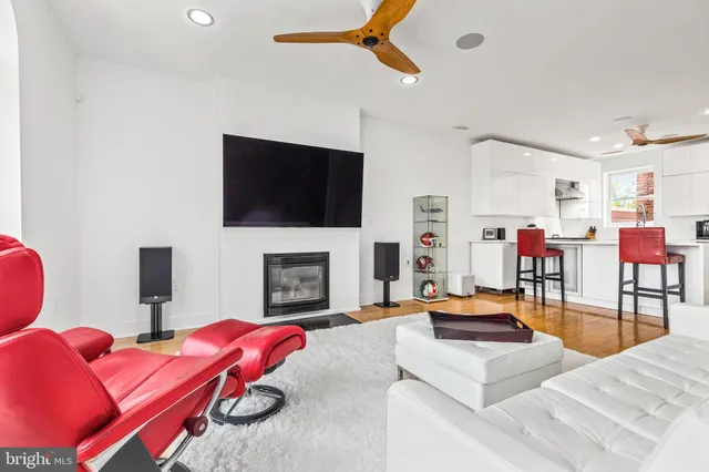 $659,900 | 115 New York Avenue Northwest, Unit 9, Washington, DC 20001