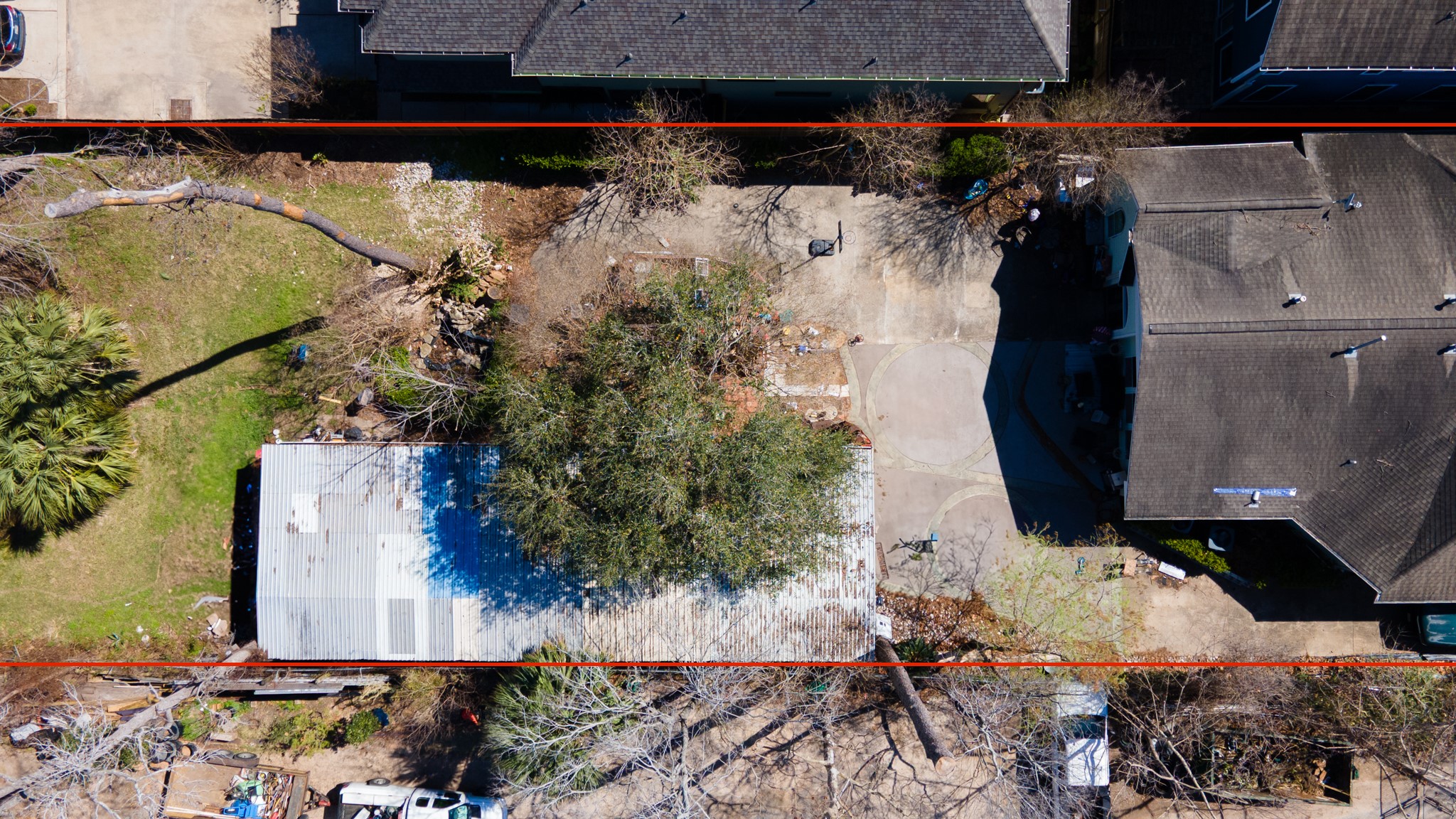 1135 West 26th Street, Unit 5 Houston, TX 77008 - Photo 2 of 30 an aerial view of a house with a yard
